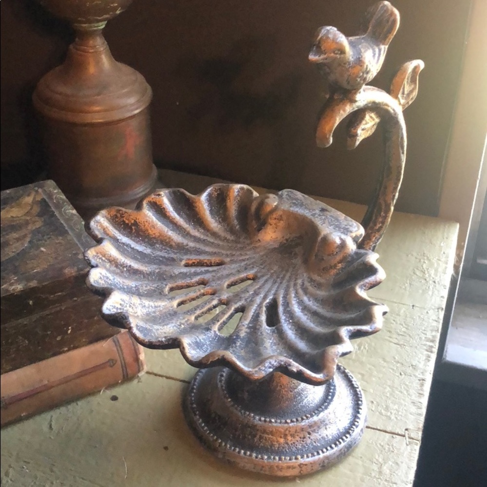 Soap dish/ Jewelry holder
